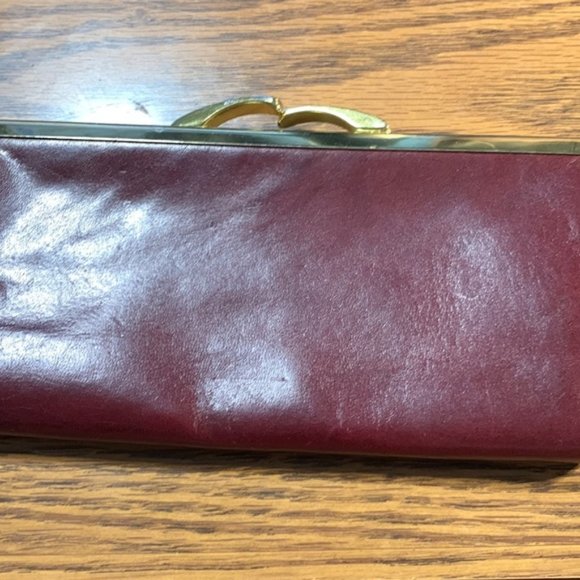 Vintage Burgundy Leather Tilly's Kiss Lock Wallet - Picture 4 of 8